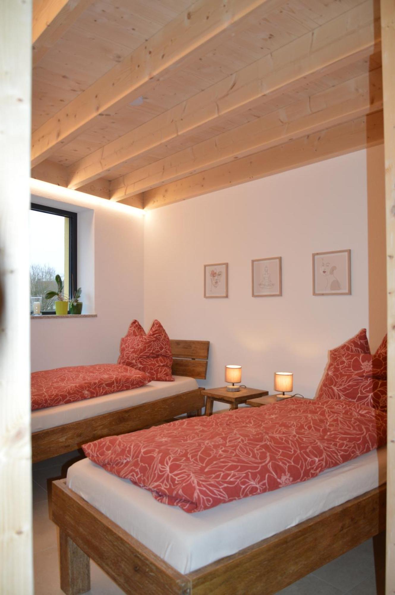 Ferienwohnung, 1-zimmer, 1-3 Personen, 31 Qm, Mit Balkon, In Ruhige Lage, Direkt An Der Aach Apartment *